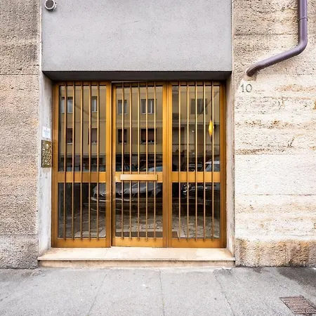 NEW - 2 Min Metro Batoni - Luxury Apt con Posto Auto-3